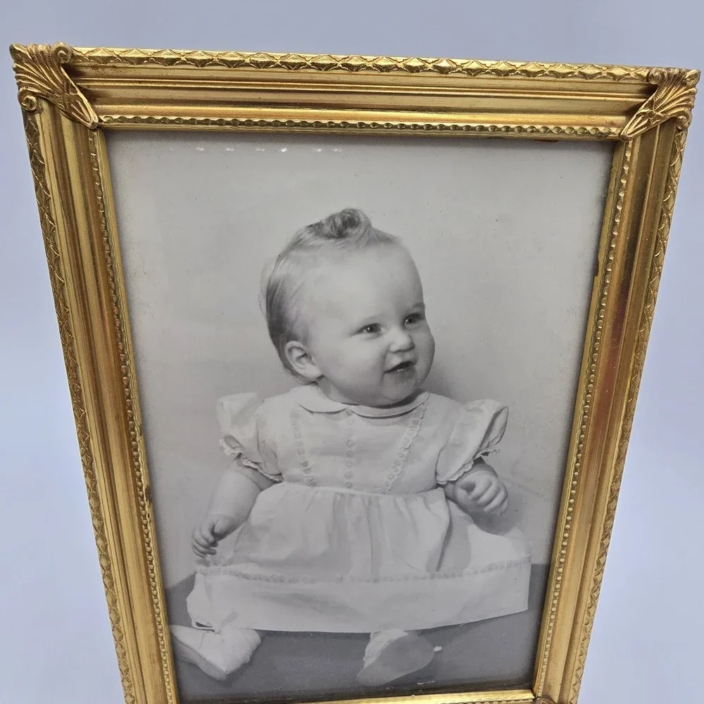 MCM Brass/Gold Tone Metal Picture Frames With Photo Of‎ Baby Girl